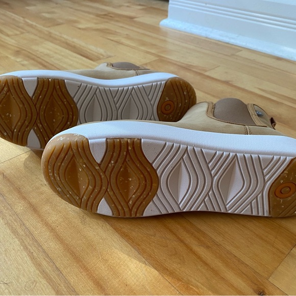 Bogs kicker leather Chelsea boot - Picture 8 of 9